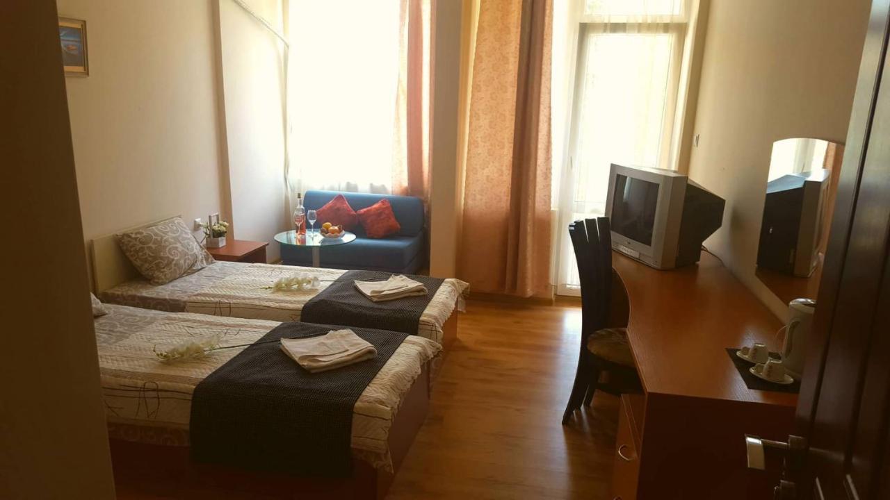 Family Hotel Solar Central ซันนีบีช ภายนอก รูปภาพ
