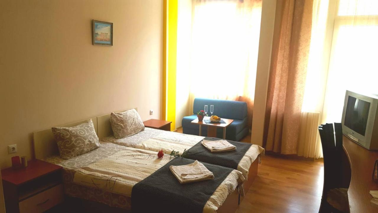 Family Hotel Solar Central ซันนีบีช ภายนอก รูปภาพ