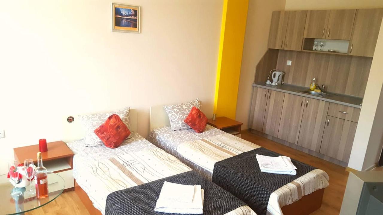 Family Hotel Solar Central ซันนีบีช ภายนอก รูปภาพ